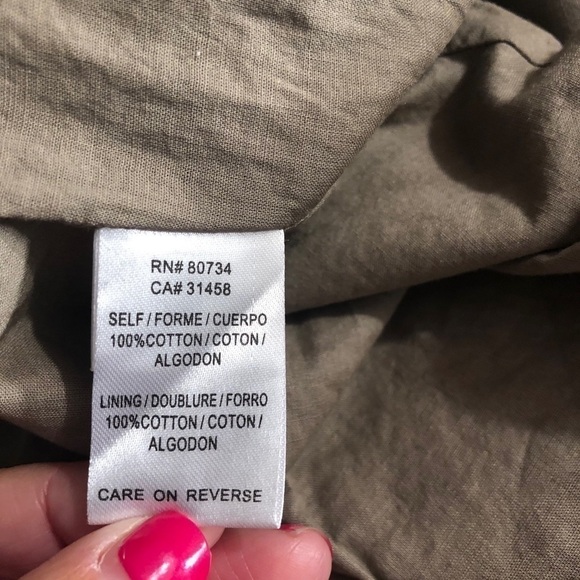 BCBG Brown Cropped Jacket Size Small NWOT - Picture 6 of 7